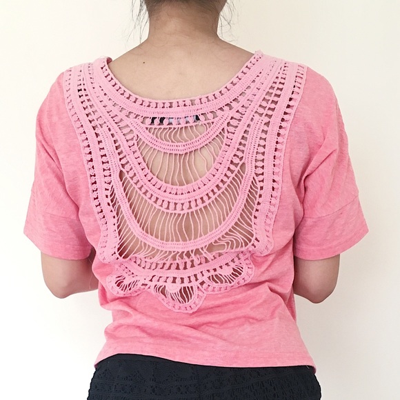 Pink Tee with Back Crochet Details - Picture 4 of 8